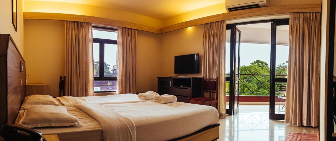 Arcadia Hotel 2*